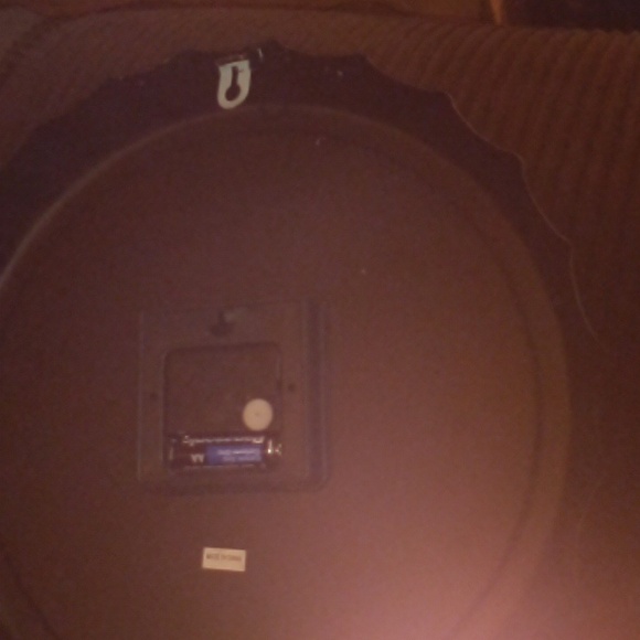 Cupcakes bottle cap kitchen clock - Picture 3 of 3